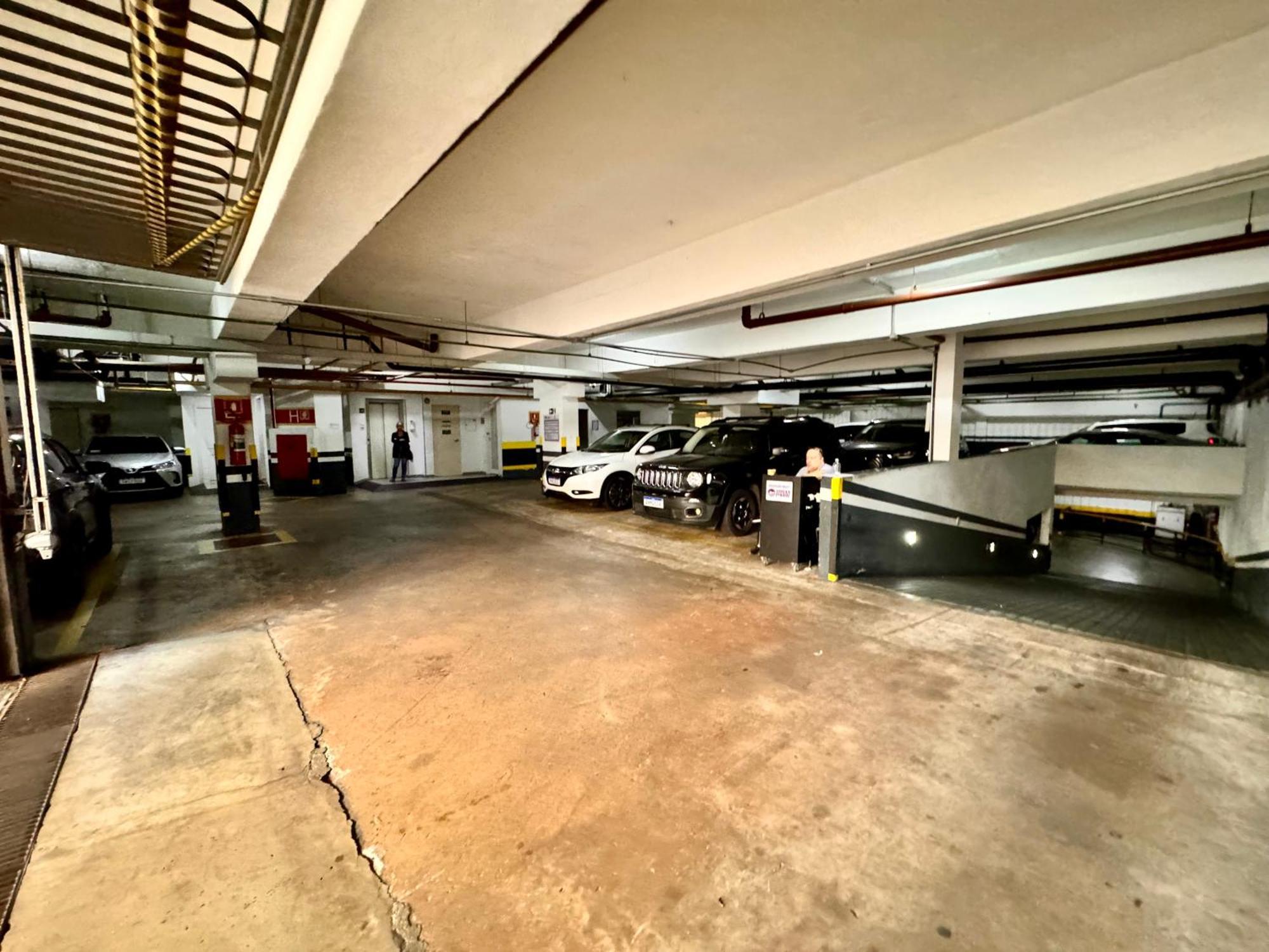 Flat Em Sao Paulo, Moema, Sp - 126 - Lazer, Ac E Estacionamento São Paulo